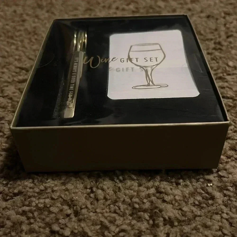 Markings by Design Wine Gift Set Gold Bottle Opener and 20 Wine 101‎ Cards NEW